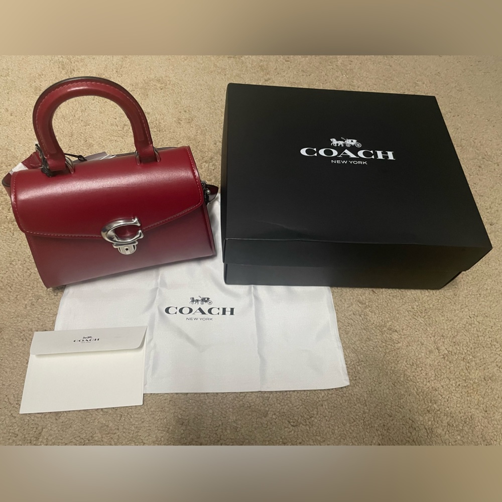 ***RARE*** Limited Edition: Coach Lunar year Dragon Ruby Red Sammy Top Handle 21
